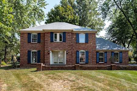 301 Bromwick Ct Louisville, KY 40243