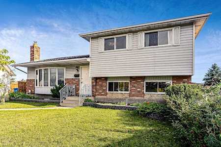 1144 Fonda Court SE Calgary, AB T2A 5S2