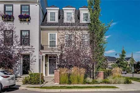 132 Victoria Cross Boulevard SW Calgary, AB T3E 7L5