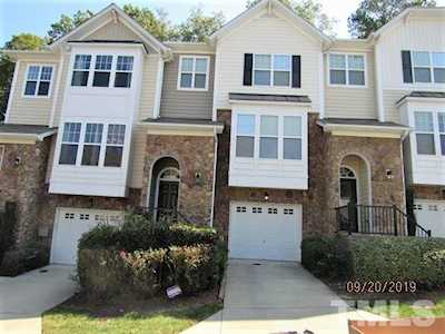 6138 Braidwood Court Raleigh, NC 27612