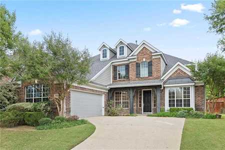 9008 Thompson Drive Lantana, TX 76226