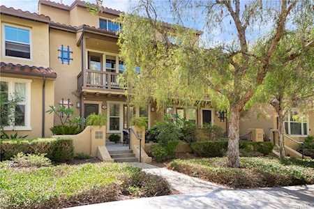138 Long Grass Irvine, CA 92618