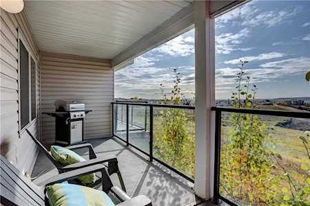 950 Arbour Lake Road NW #2106 Calgary, AB T3G 5B3