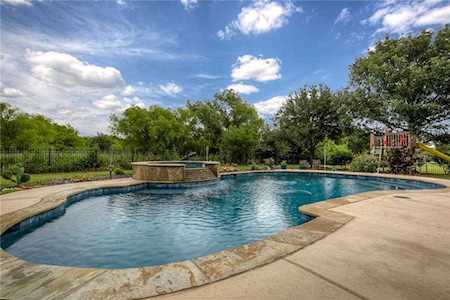 108 Dunford Drive Heath, TX 75032