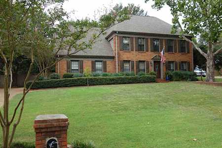 3001 Cane Creek Dr Germantown, TN 38138