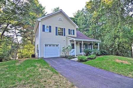 11 Balcom Drive Foxboro, MA 02035