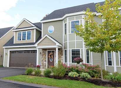 129 Acton St #11 Maynard, MA 01754