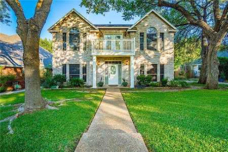 8007 Henry Kinney Row Austin, TX 78749
