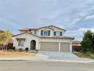 26419 Jean Baptiste Way Moreno Valley, CA 92555