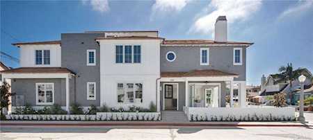 226 Diamond Avenue Newport Beach, CA 92662