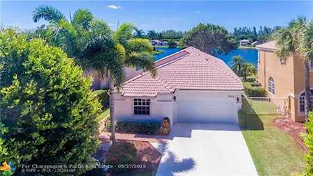 7943 Rockport Cir Lake Worth, FL 33467