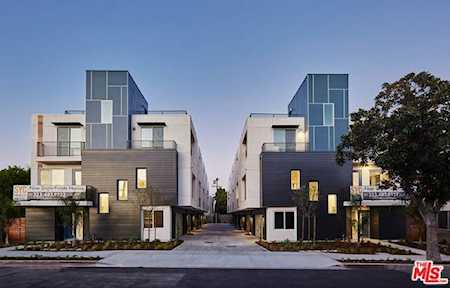 1334 1/2 N Sycamore Avenue Los Angeles, CA 90028