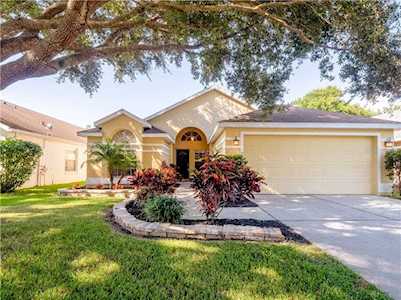 2708 Bellewater Place Oviedo, FL 32765