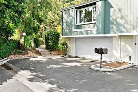 936 Hollow Brook Lane #124 Costa Mesa, CA 92626