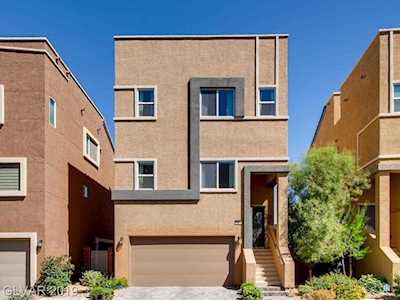 10517 Seasonable Dr Las Vegas, NV 89129