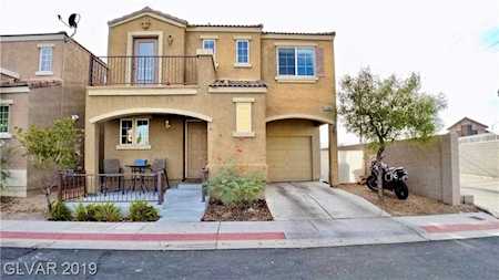 10305 Tranquil Breeze St Las Vegas, NV 89183