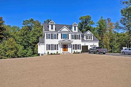 9 Puffer Drive Mendon, MA 01756