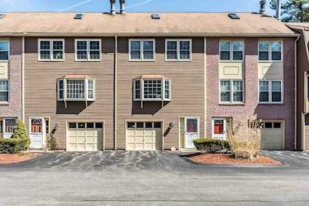 140 Heritage Dr #140 Tewksbury, MA 01876
