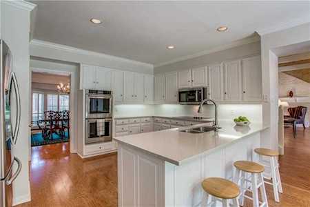 5726 Over Downs Drive Dallas, TX 75230