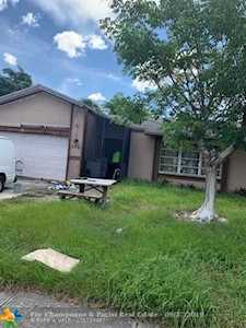 326 SW 32nd Ave Deerfield Beach, FL 33442