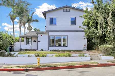 1151 N Meadows Avenue Manhattan Beach, CA 90266