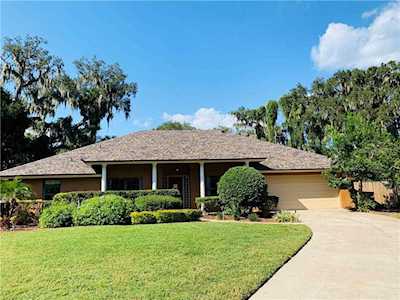 521 Lake Charm Court Oviedo, FL 32765