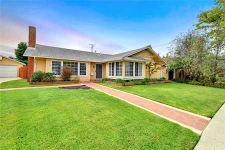 2912 Aceca Drive Los Alamitos, CA 90720