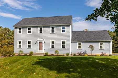 7 Magnolia Dr #7 Westford, MA 01886