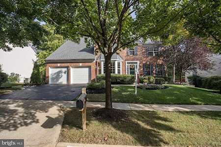 25272 Ripleys Field Dr Chantilly, VA 20152