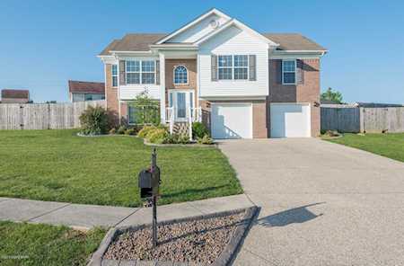225 Crystal View Ct Mt Washington, KY 40047