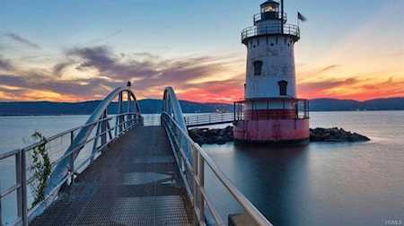 102 Legend Dr #303 Mount Pleasant, NY 10591