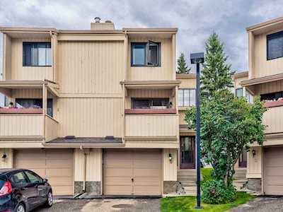 225 Berwick Drive NW #8 Calgary, AB T3K 1P6