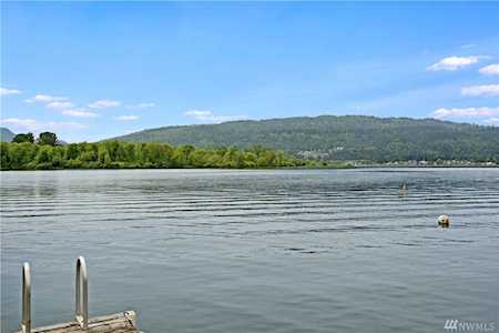 4293 E Lake Sammamish Shore Lane SE Sammamish, WA 98075