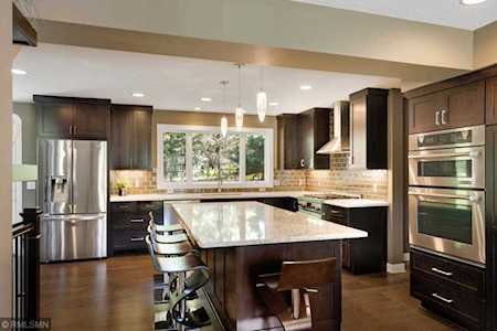 1828 Interlachen Alcove Woodbury, MN 55125