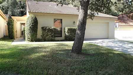 1042 W Pebble Beach Circle Winter Springs, FL 32708