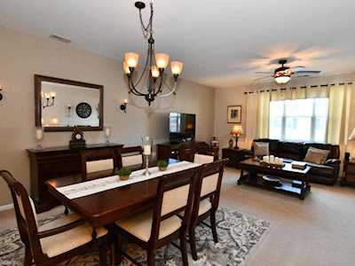 2469 Leytonstone Dr #204 Chesapeake, VA 23321