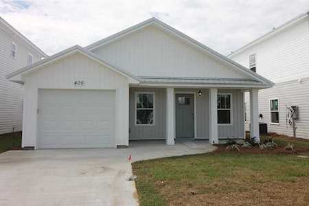 405 Raven Ln Panama City, FL 32404
