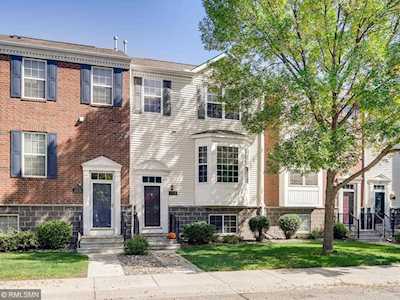 15728 Fox Circle Apple Valley, MN 55124