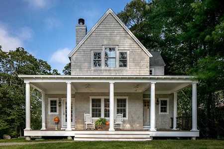7 Antassawamock Rd Mattapoisett, MA 02739