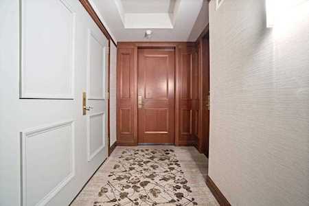 1 Avery St #10G Boston, MA 02111