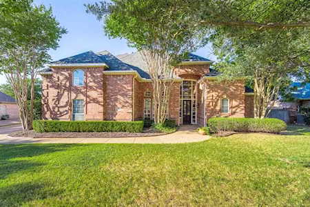 1212 Sarah Park Trail Southlake, TX 76092