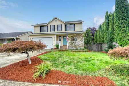 1858 Willow St Woodland, WA 98674