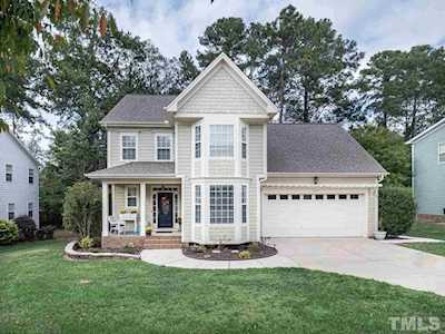 112 Sycamore Ridge Lane Holly Springs, NC 27540