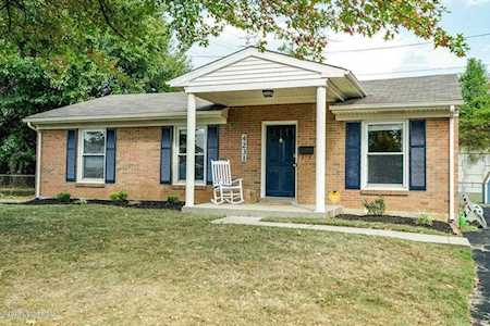 4231 Blossomwood Dr Louisville, KY 40220