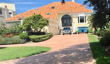1800 Gulf Boulevard Belleair Shores, FL 33786