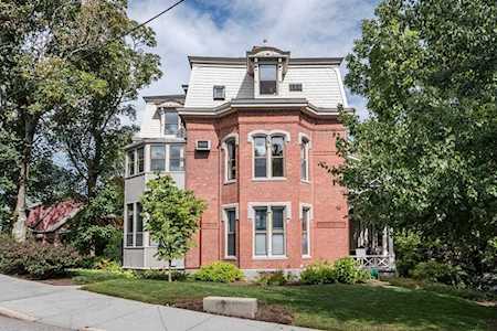 101 Summit Ave #C Brookline, MA 02446