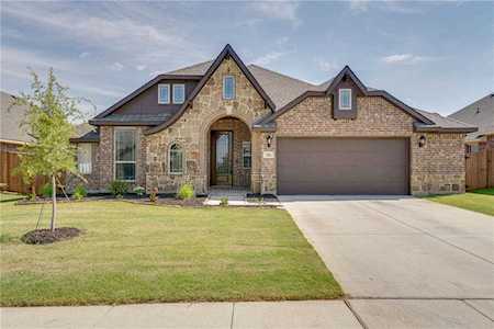 261 Ovaletta Drive Justin, TX 76247