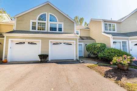 13 Mallard Ln #13 Walpole, MA 02081