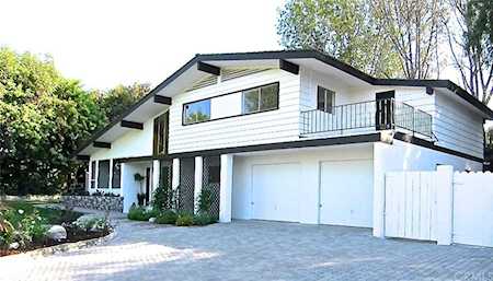 1 Pony Lane Rolling Hills Estates, CA 90274