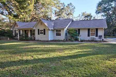 8365 Caplock Road Tallahassee, FL 32311